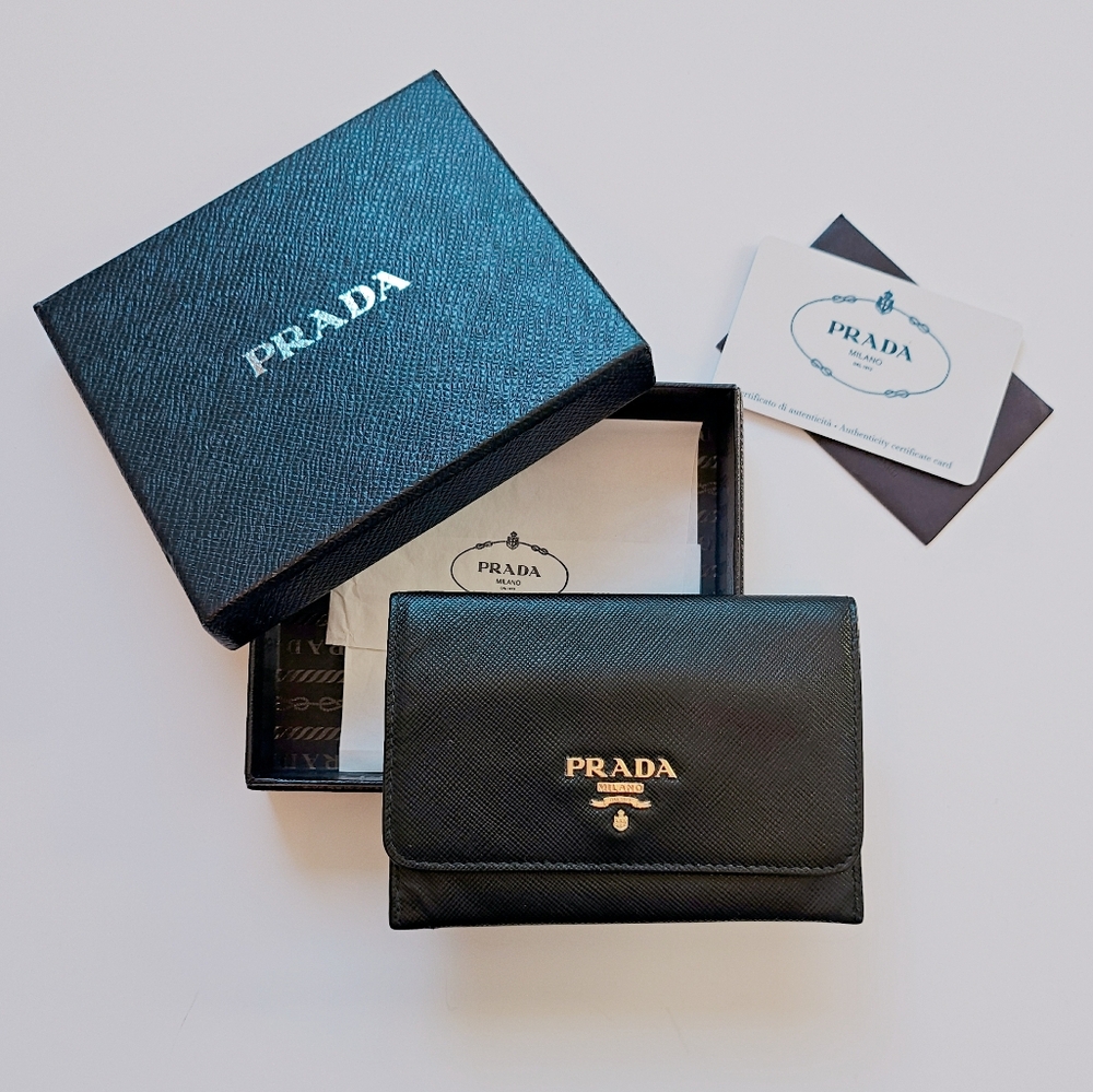 PRADA Saffiano Card Holder Wallet Gold Hardware Logo.